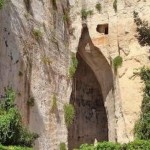 «Ухо Дионисия» — удивительная пещера 