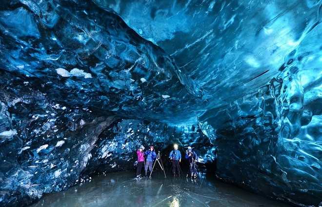 Ледяная пещера Скафтафетль в Исландии